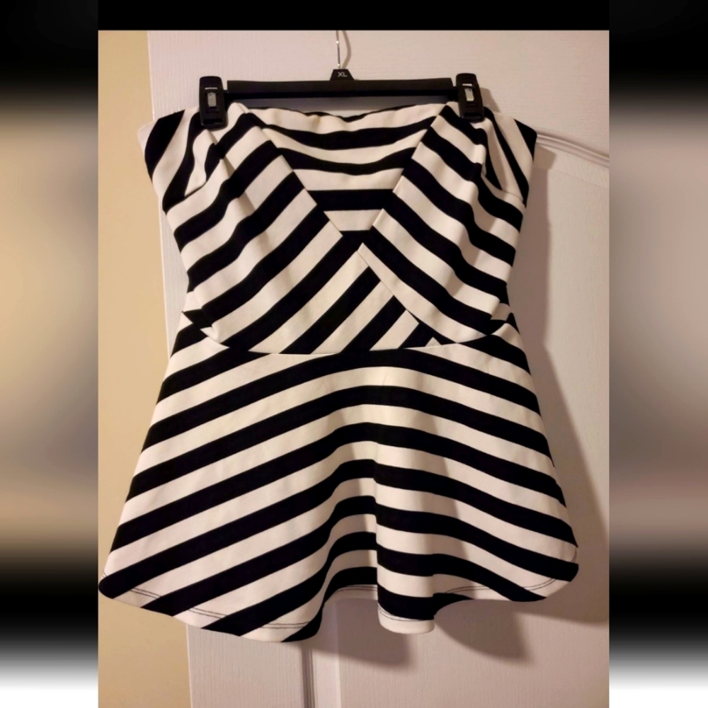Fashion to Figure Strapless Top